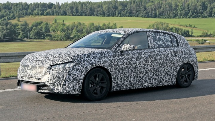 Peugeot 308 2021 -05